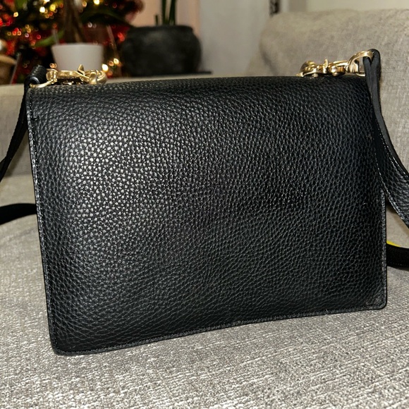 Angela Roi Crossbody Shoulder Bag – Pebbled Vegan Leather - Picture 3 of 10